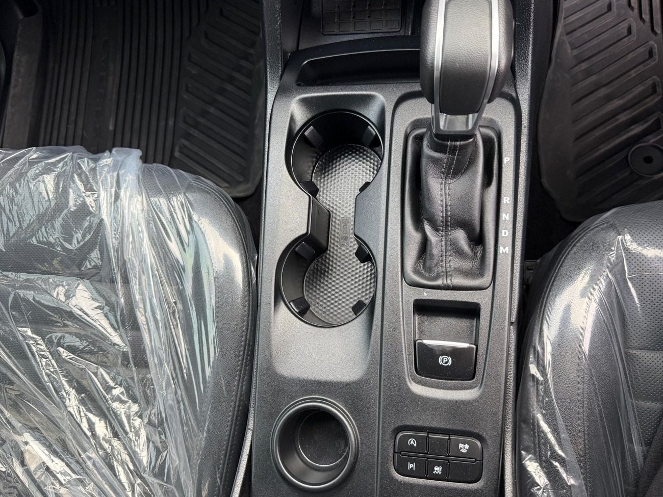 Ford Everest Sport 2.L Bi-Turbo Right Hand Drive