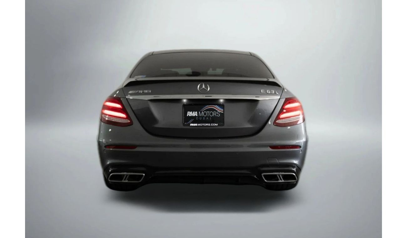 Mercedes-Benz E 63 S AMG Std 4.0L