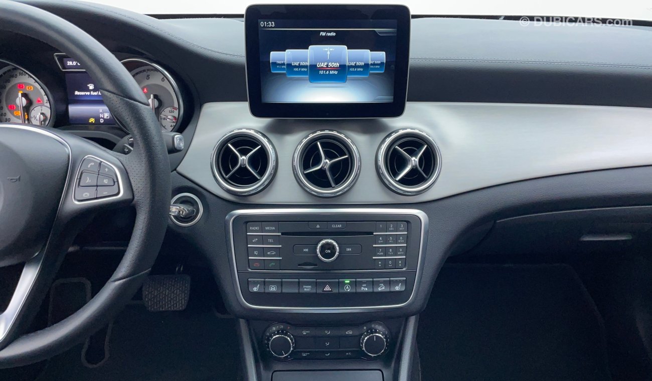 Mercedes-Benz GLA 250 GLA250 2000