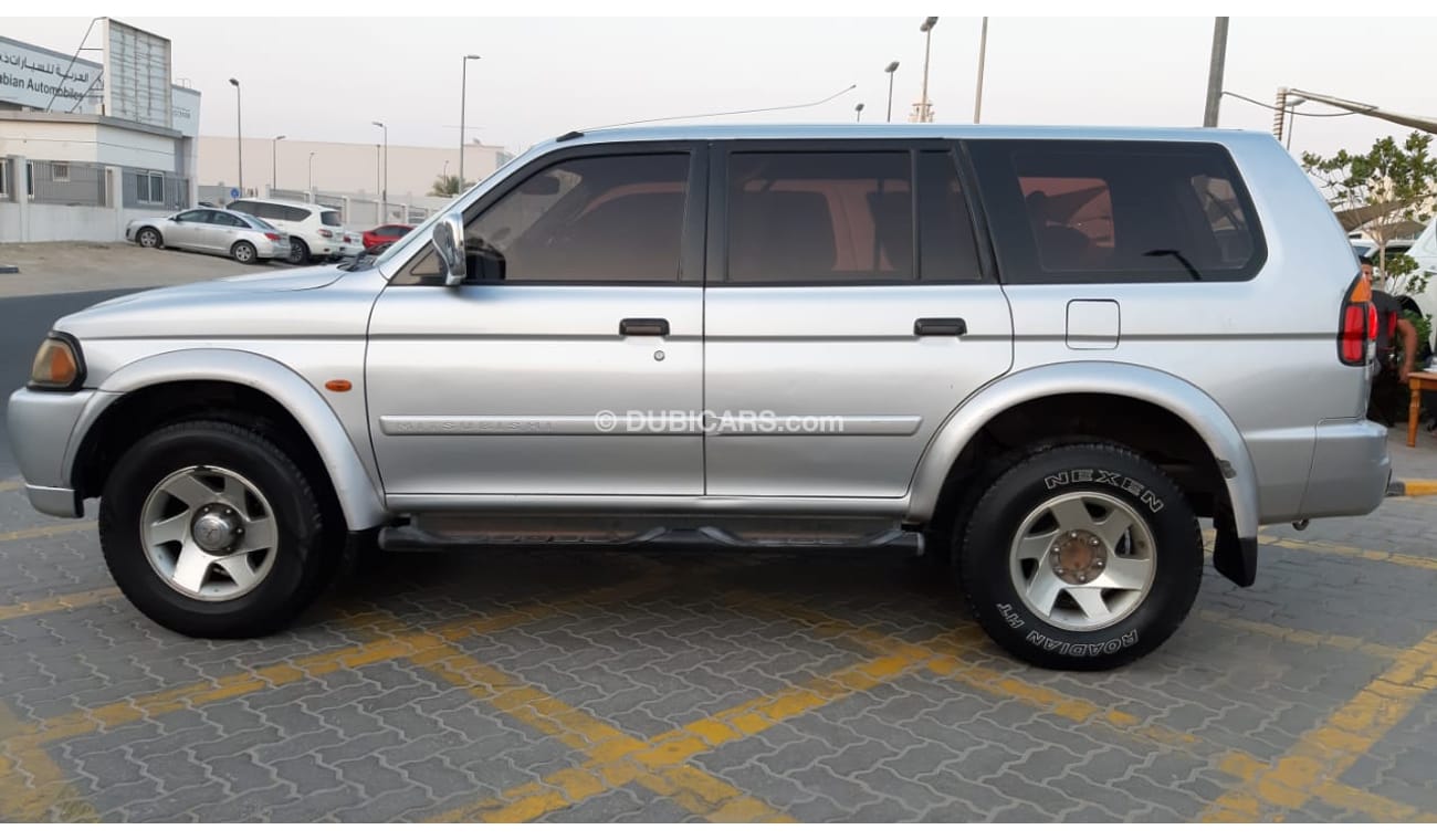 Mitsubishi Nativa Gulf - No. 2 - excellent condition does not need any expenses