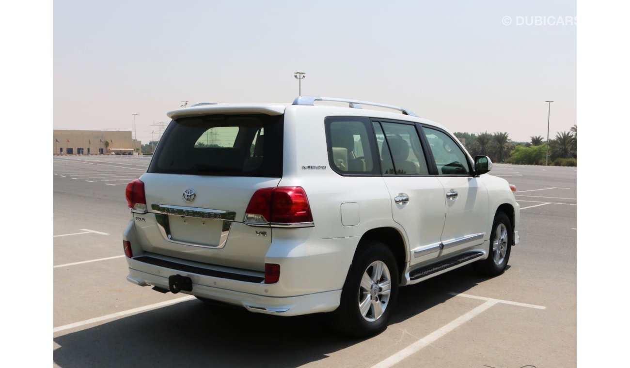 Toyota Land Cruiser 2013 | PLATINUM EDITION V6 - EXCELLENT CONDITION WITH GCC SPECS