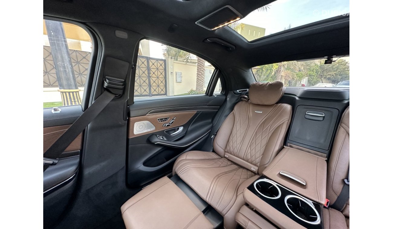 مرسيدس بنز S 63 AMG 4-Matic Sedan Executive