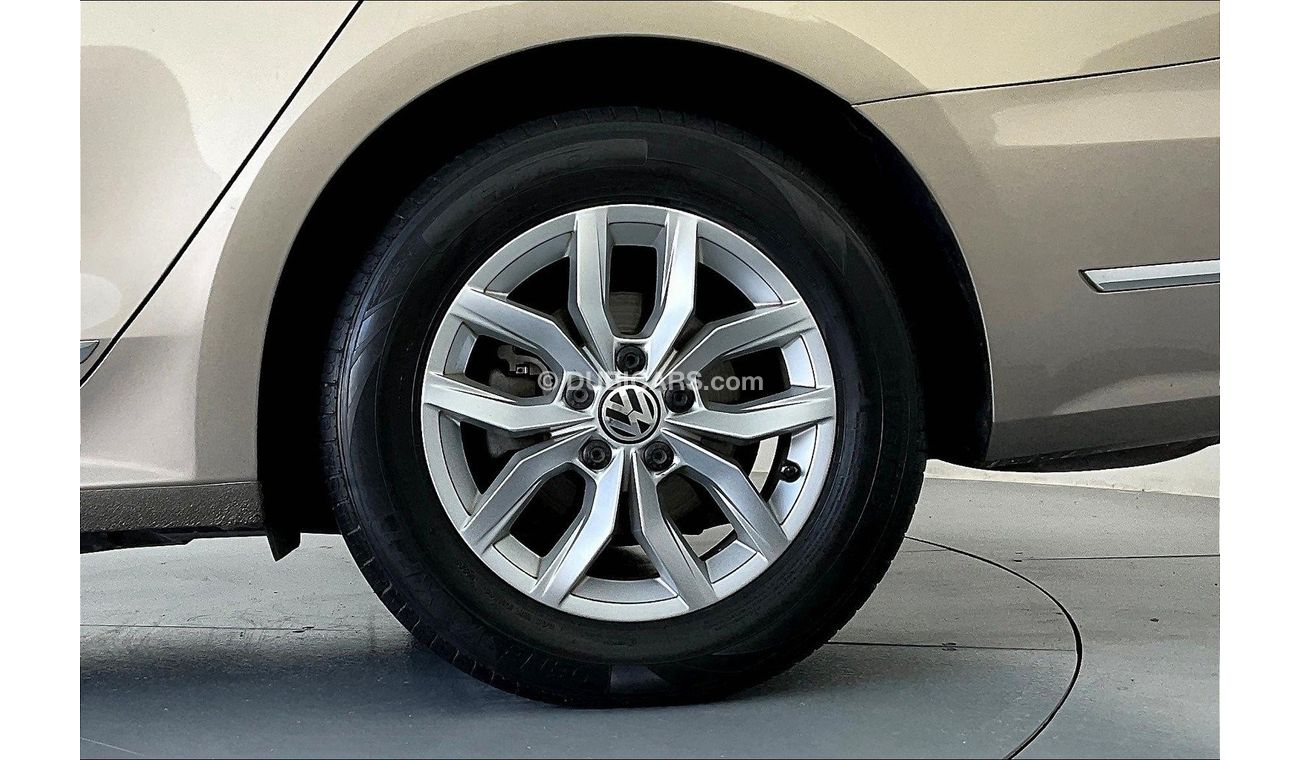 Volkswagen Passat SE