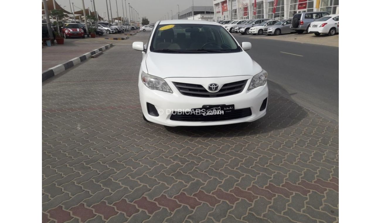 Used Toyota Corolla 2013 for sale in Sharjah 221947