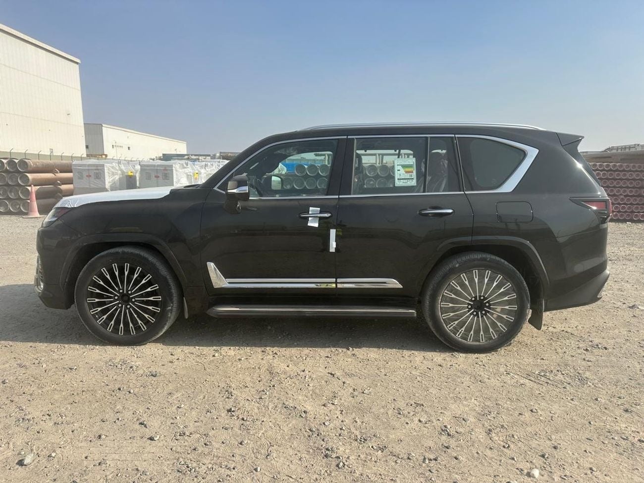 لكزس LX 700h VIP