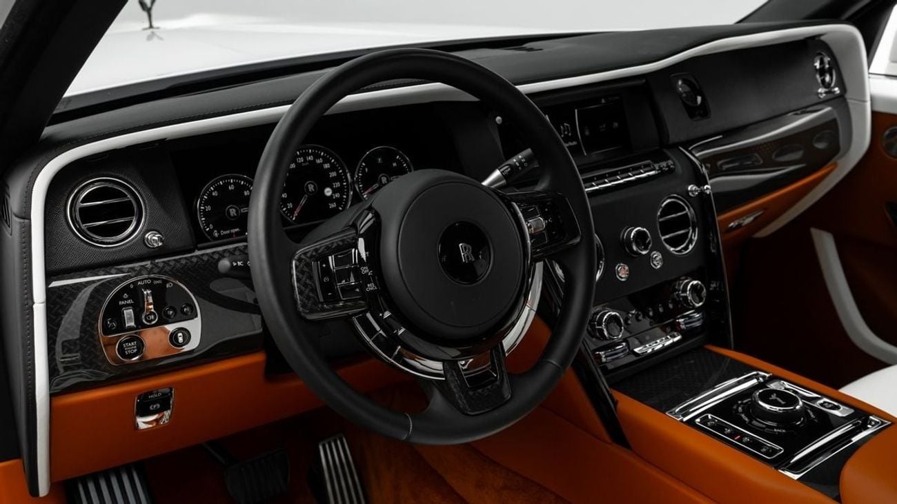 Rolls-Royce Cullinan Black Badge - 2020 - GCC Specs