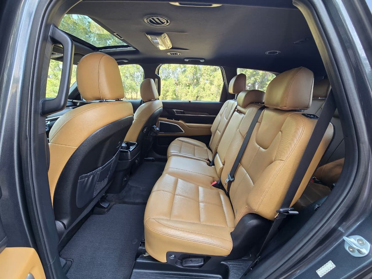 Kia Telluride EX 3.8L KIA TELLURIDE 2020 GCC // 2KEYS // ALL WHEEL DRIVE // PERFECT CONDITION // FULL OPITION // A