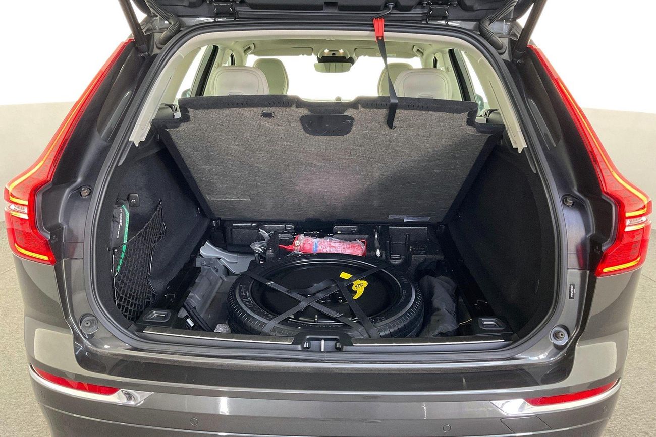 Volvo XC60 T5 Inscription | Guaranteed Warranty | 0 Down Payment