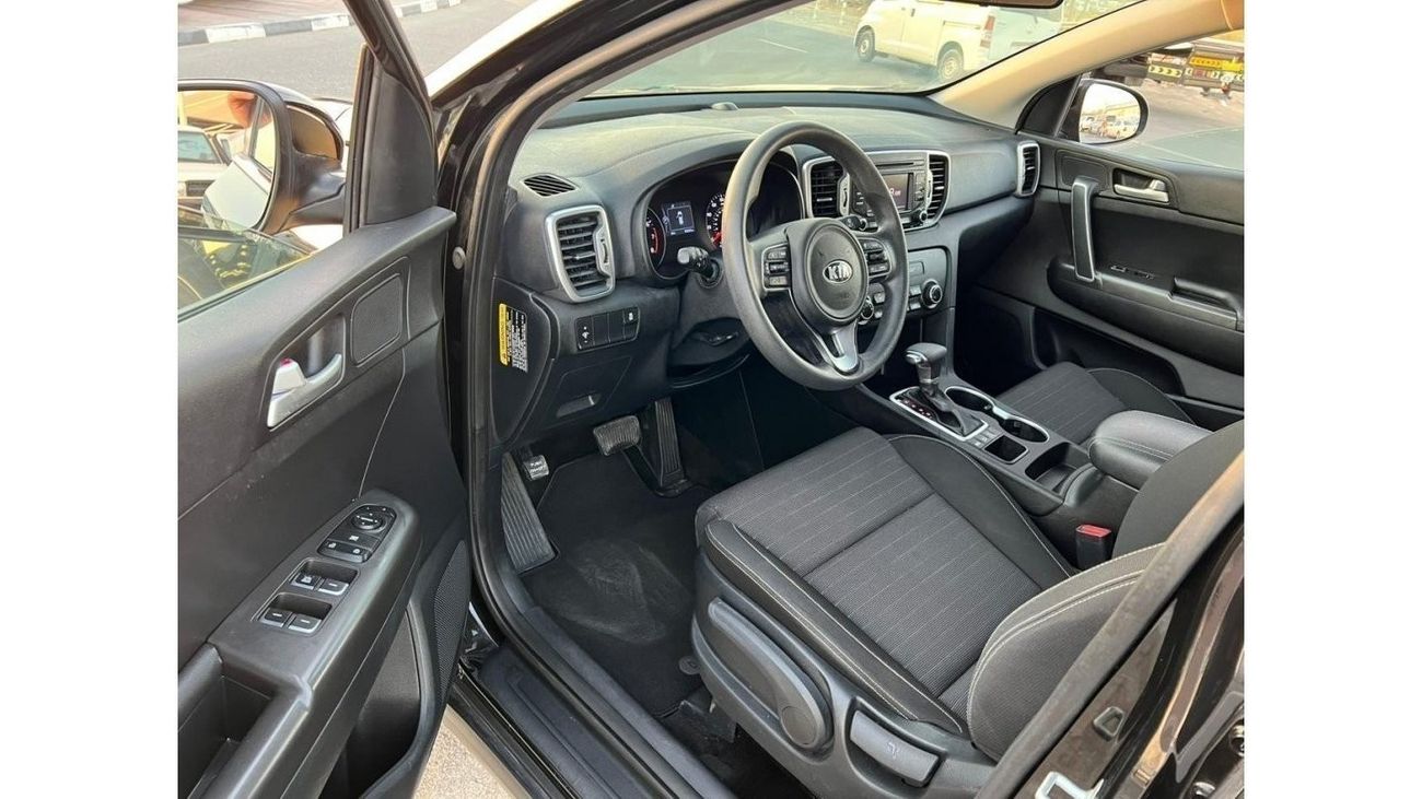 Kia Sportage 2018 Kia Sportage LX 2.4L V4 - AWD 4x4 MidOption+ -