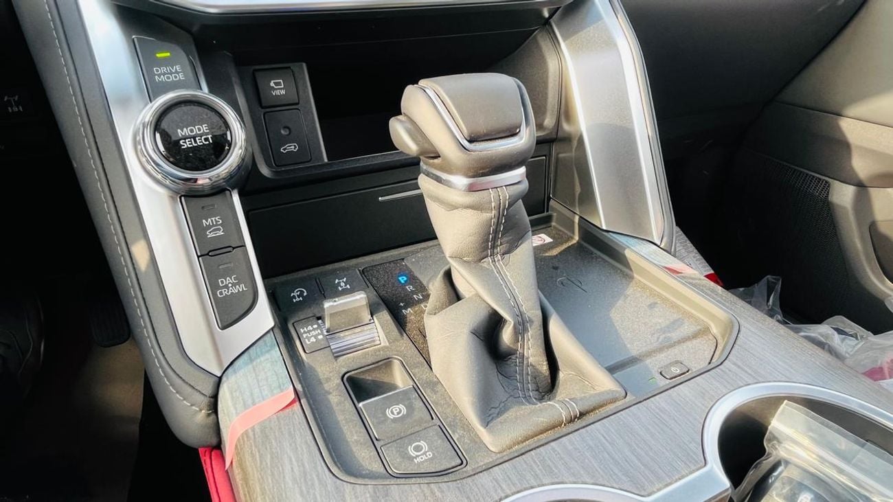 Toyota Land Cruiser GR SPORT