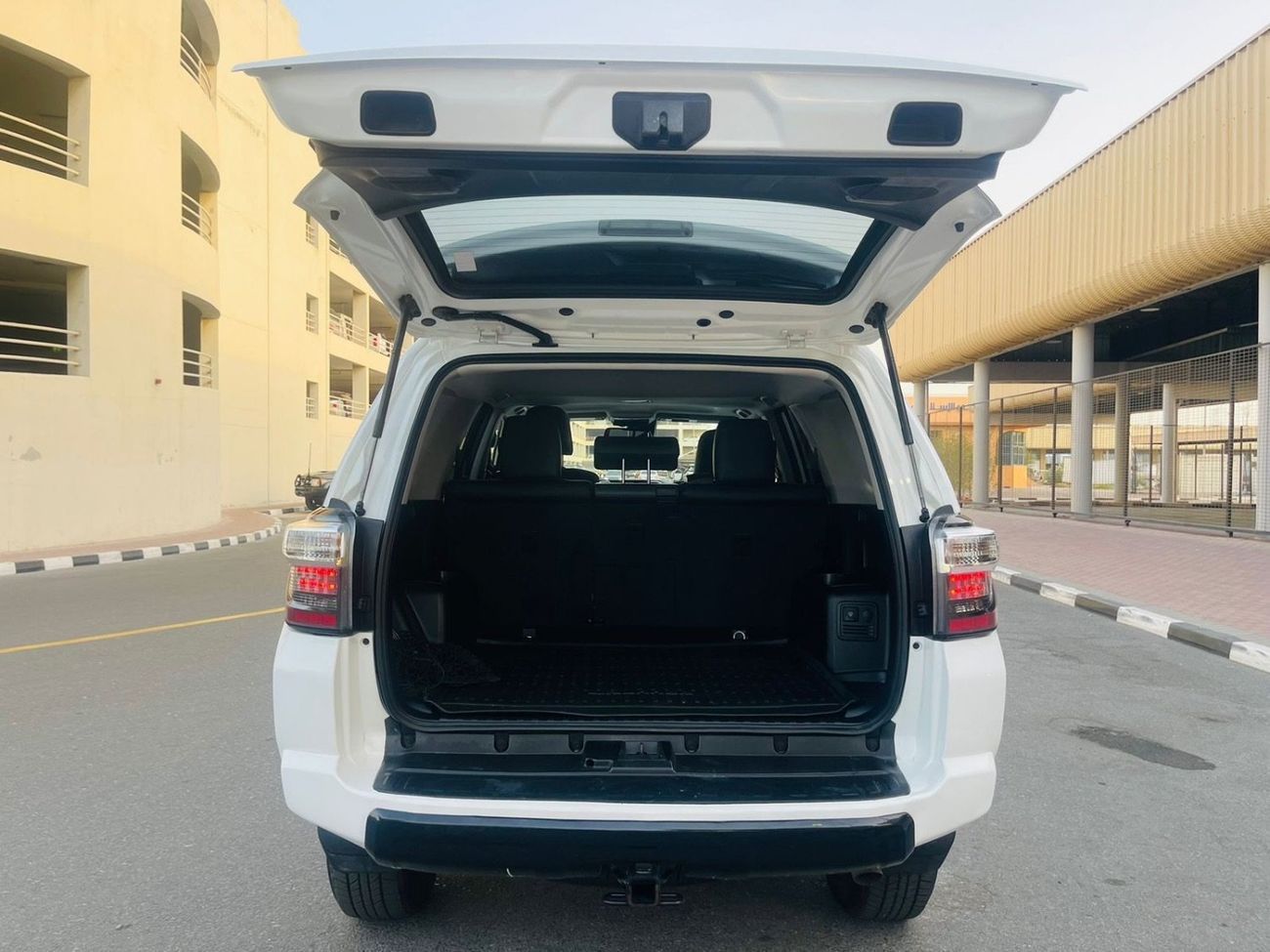 تويوتا Runner4 Toyota 4Runner TRD OFF ROAD FULL OPTION