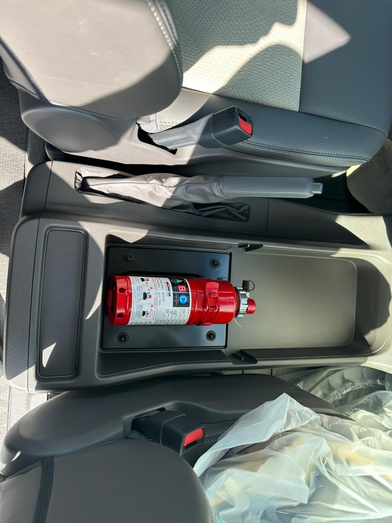 Toyota Hiace HIACE 3.5L MT 2026 MODEL WHITE DIESEL