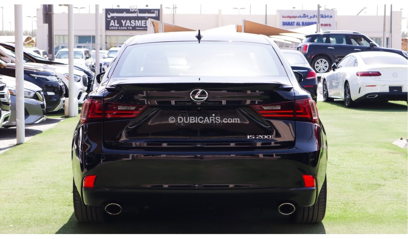لكزس IS 200 200 t