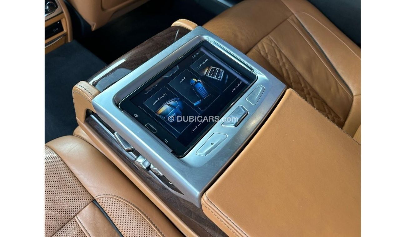 BMW 750Li Luxury Executive BMW 750LI XDrive 2017 GCC V8 4.4L Full option // Perfect condition // Under service