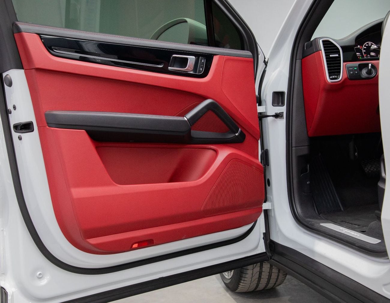 بورش كايان Base Coupe