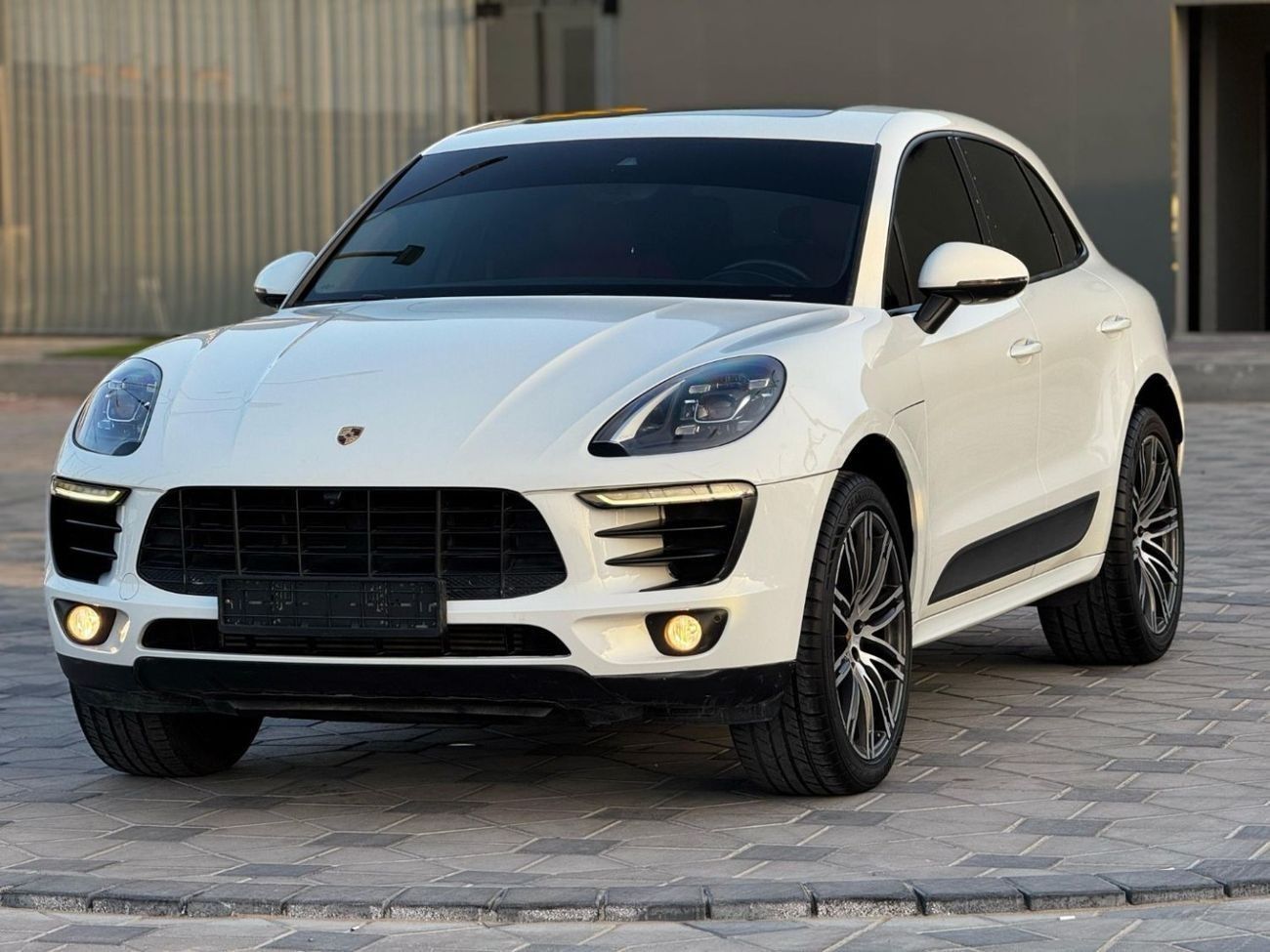 بورش ماكان Std 2.0L (260 HP)