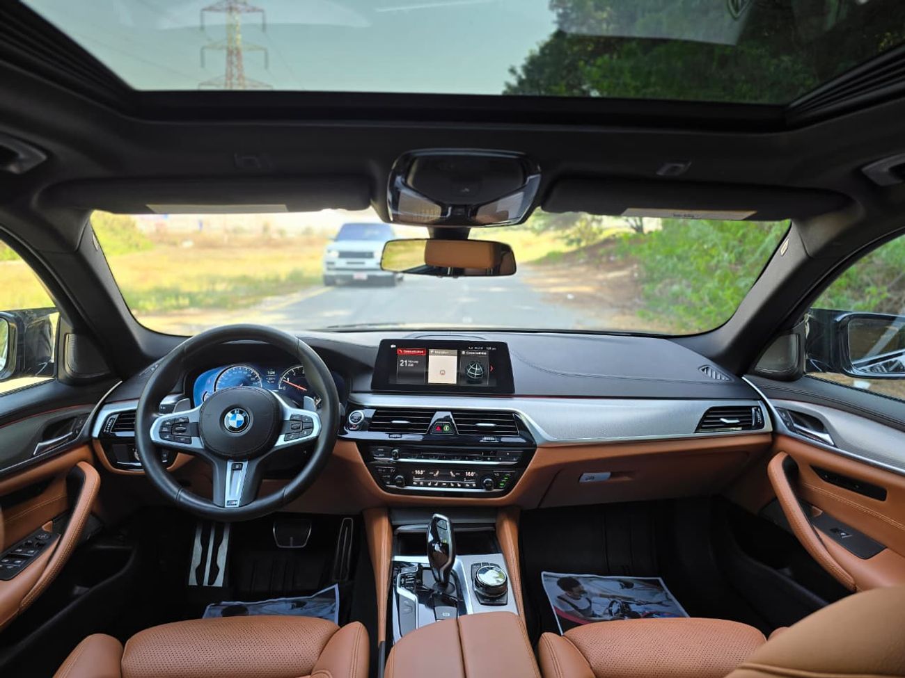 BMW M550i Std 4.4L BMW 550i Xdrive 2018 // ORGINAL PAINT // PERFECT CONDITION // FULL OPITION