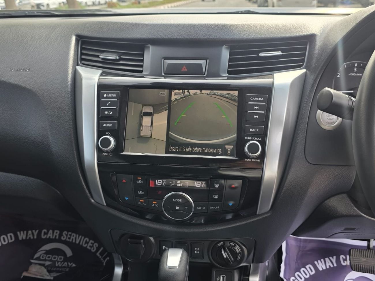 نيسان نافارا NISSAN NAVARA 2023 BLACK 4WD AT DIESEL = RIGHT HAND