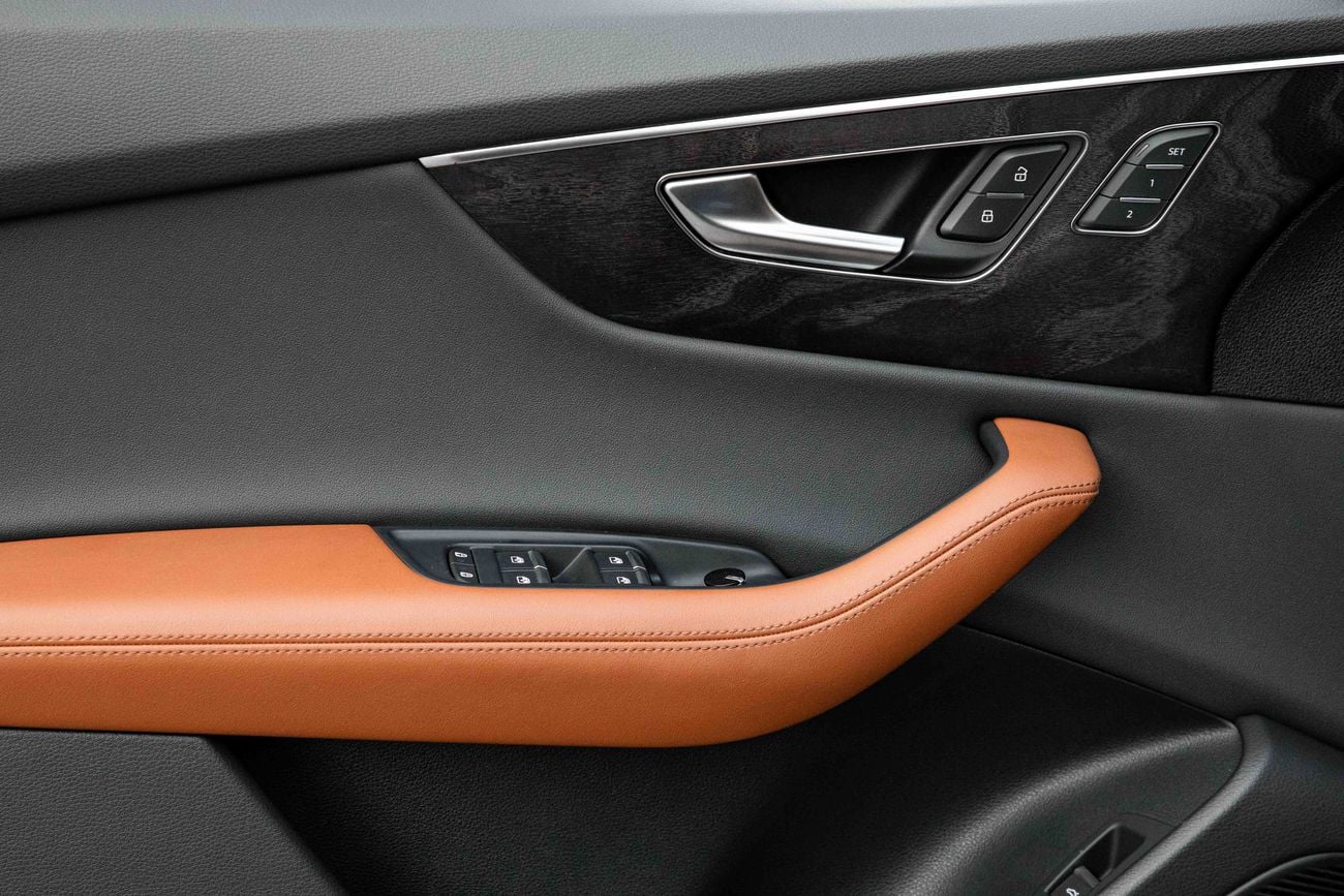 Audi Q8 Q8 55 TFSI Quattro S-line | 4,495 P.M | 0% Downpayment | Audi Warranty!