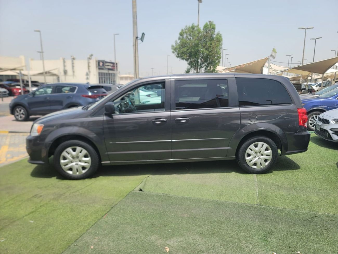 دودج جراند كارافان