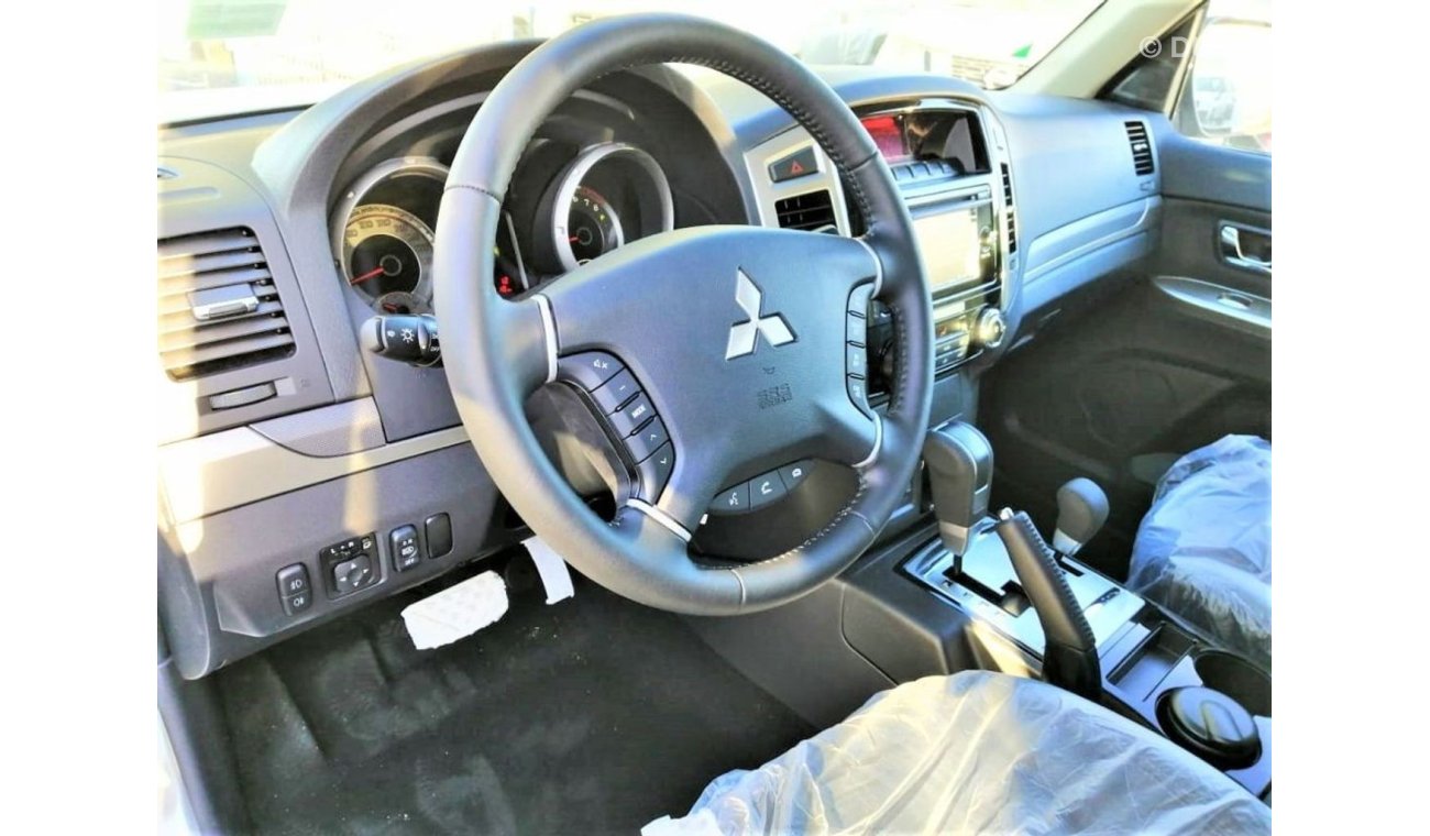 Mitsubishi Pajero FULL OPTION
