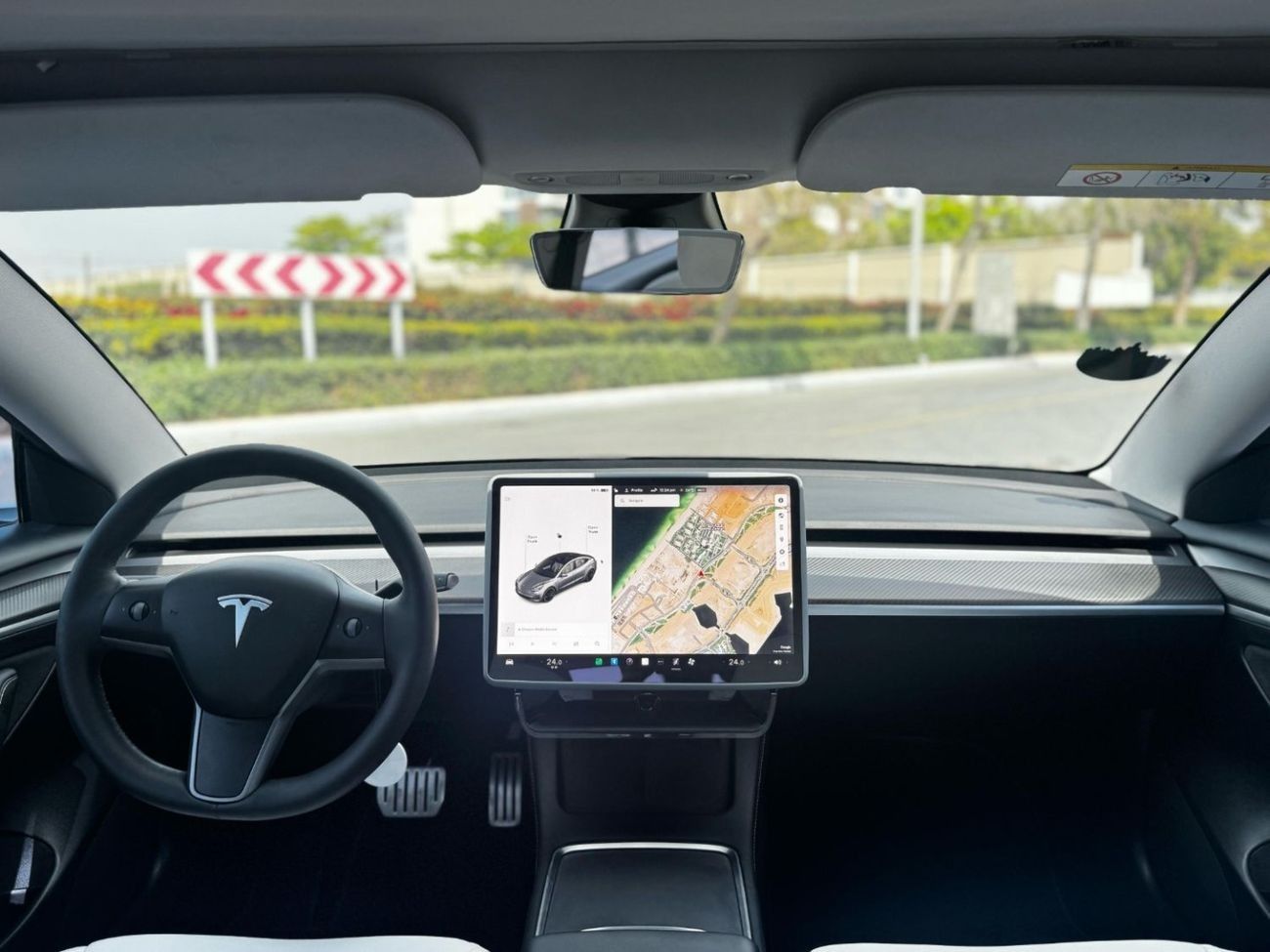 Tesla Model 3 TESLA MODEL 3 PERFORMANCE DUAL MOTOR LONG RANGE Model: 2021 Milage 84.000km Price: 110.000 dirhams (