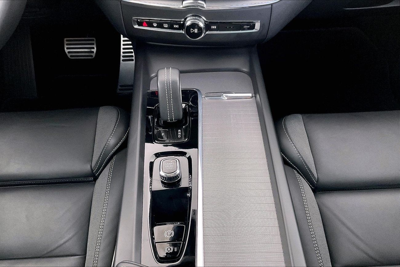 Audi A8 L 55 TFSI quattro +Rear Entertainment Package | 1 year free warranty | 0 Down Payment