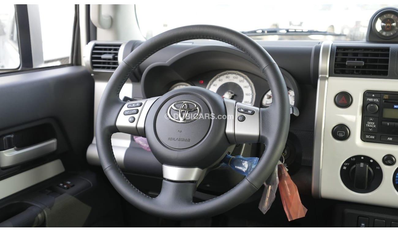 Toyota FJ Cruiser FJ Cruiser EXTREME 4.0L V6- PETROL, 4WD,CRUISE CONTROL, JBL, MULTIMEDIA STEERING .