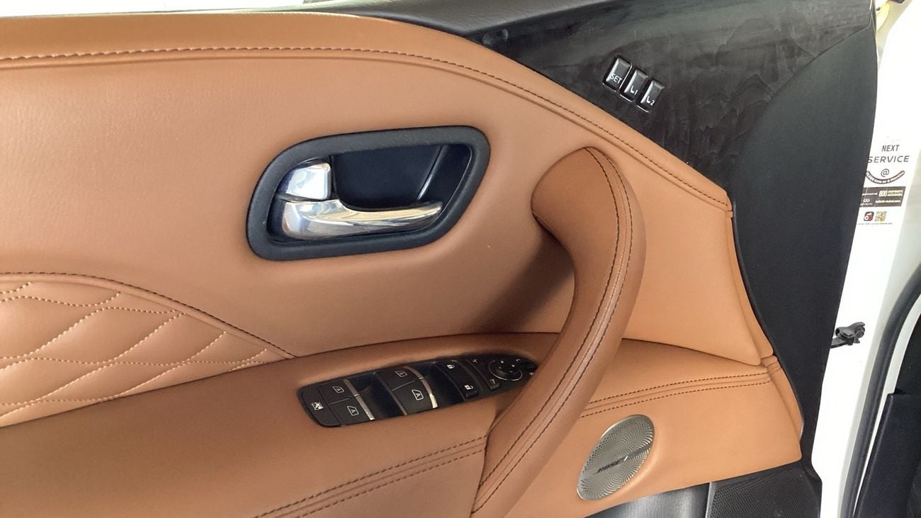 Infiniti QX80 LUXE SENSORY PROACTIVE 5.6 SENSORY AUTO 4WD 8 SEATS | Guaranteed Warranty | 0 Down Payment