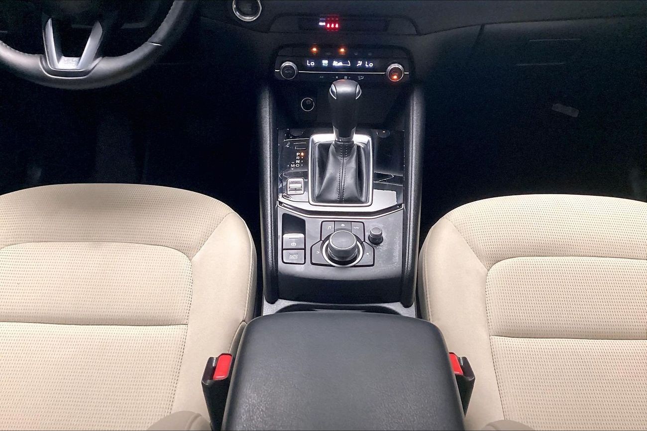 مازدا CX5 GL | شامل الضمان | 0 ﺪﻔﻋﺓ ﺃﻮﻟﻯ | عرض فلاش 11.11 + هدايا مجانية بقيمة 2000 درهم