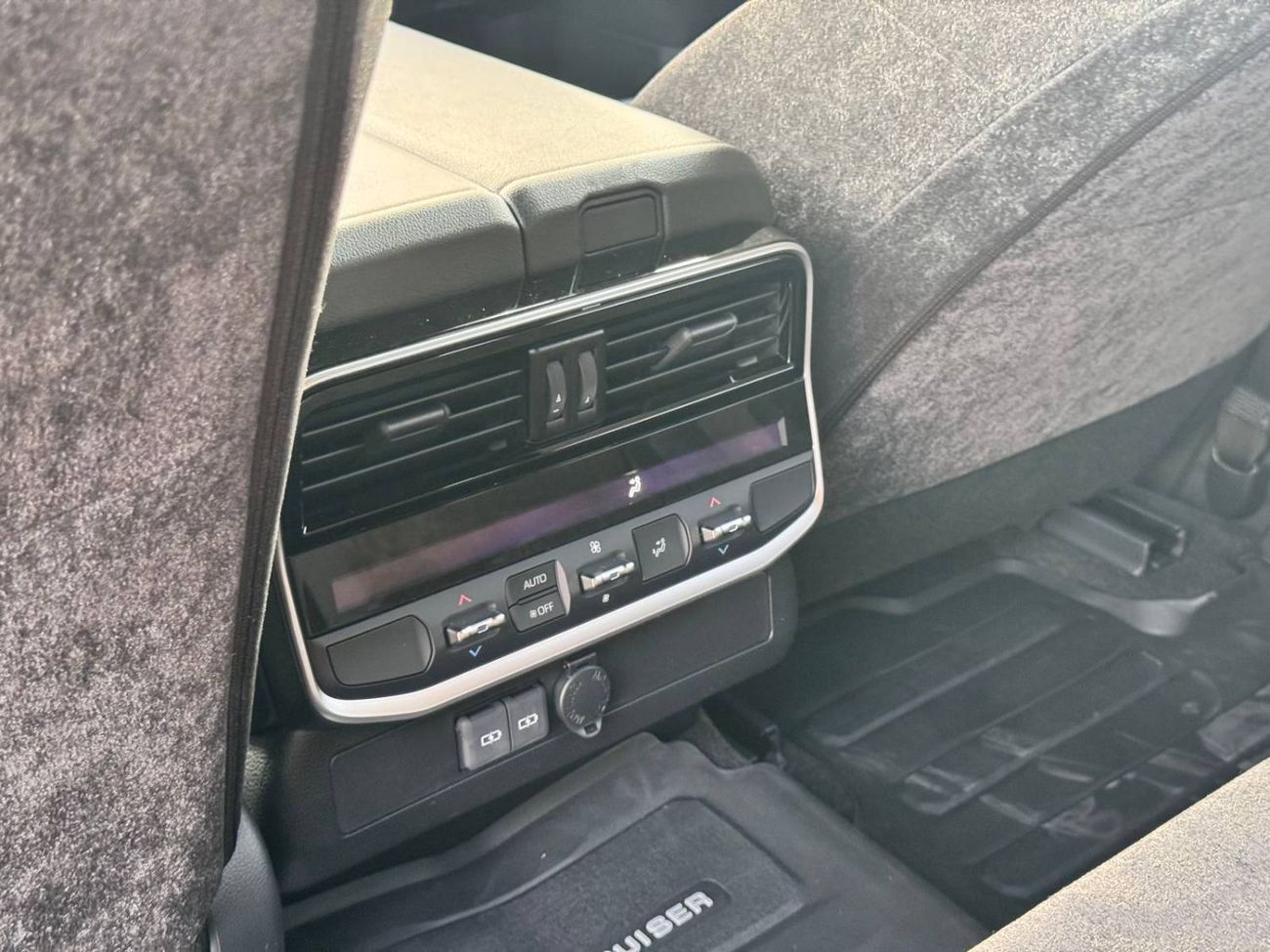 Toyota Land Cruiser 300 GXL RHD 2025 DIESEL 3.3L V6 TWIN TURBO 7-Seats 4X4 0KM