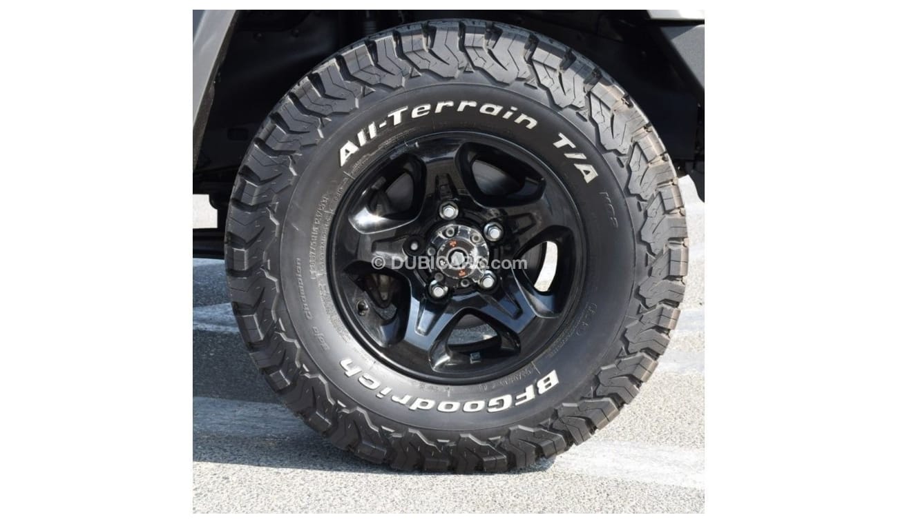 تويوتا لاند كروزر بيك آب