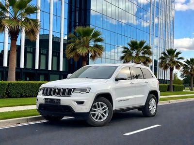 جيب جراند شيروكي exclusive 3.6L 1,157 P.M | Exclusive - GCC Specs | Original paint