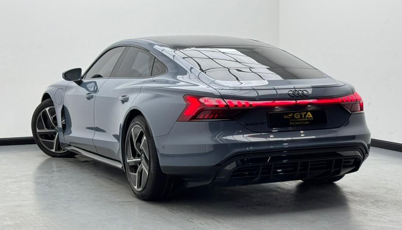 أودي إي ترون جي تي 2023 Audi E-Tron GT Quattro, 2026 Audi Warranty, 2029 Audi Service Pack, Audi Service History, GCC