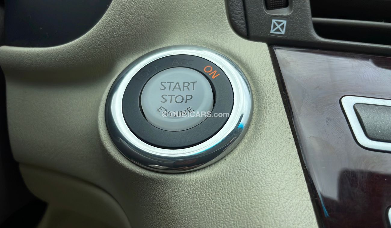 Infiniti Q70 EXCELLENCE 3.7 | Under Warranty | Inspected on 150+ parameters