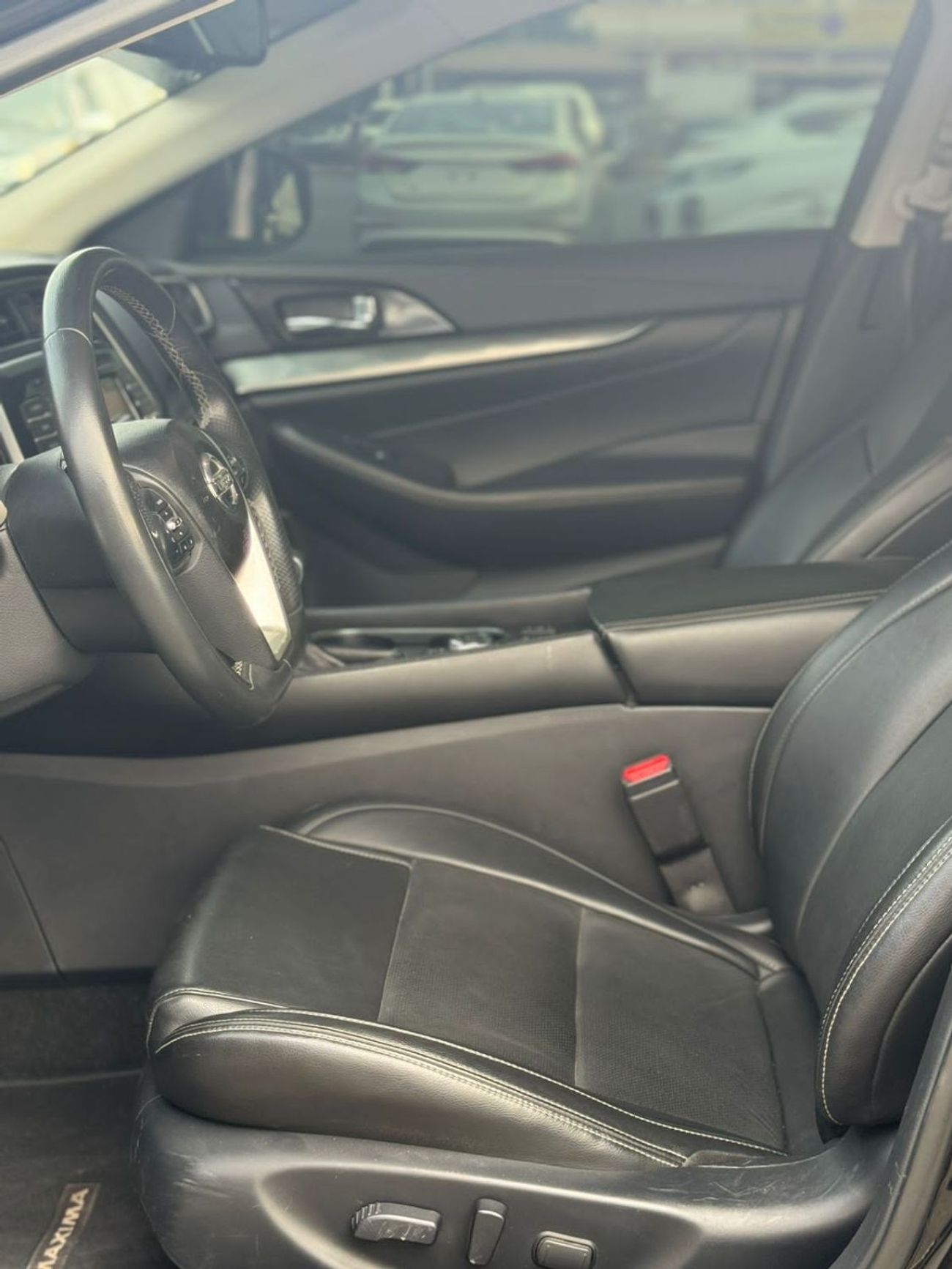 نيسان ماكسيما SV