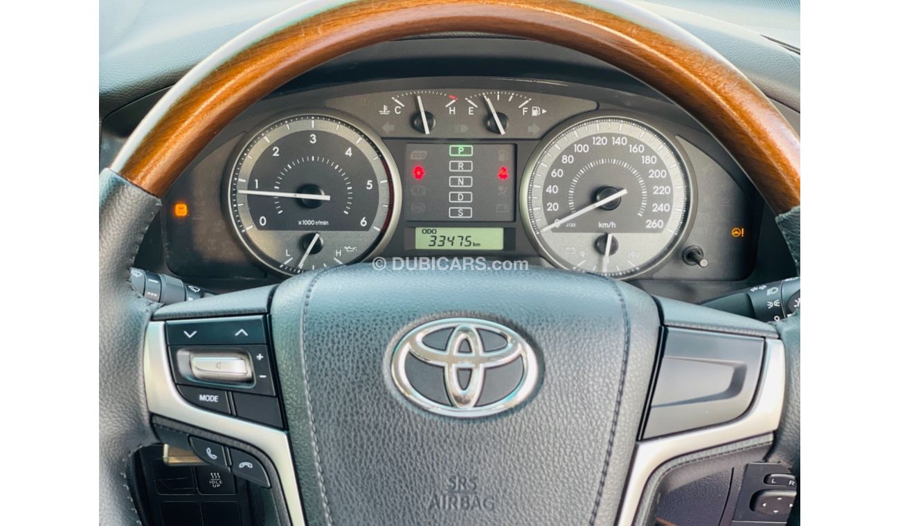 Toyota Land Cruiser Toyota Landcruiser 2016 model for sale from Humera automobile motors in Dubai . silver 2016 model .