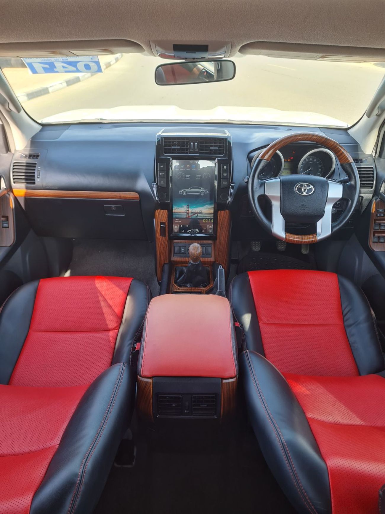 Toyota Prado *Land cruiser Prado*   Right Hand Drive Model: *2011* Push button start,  Engine: V4