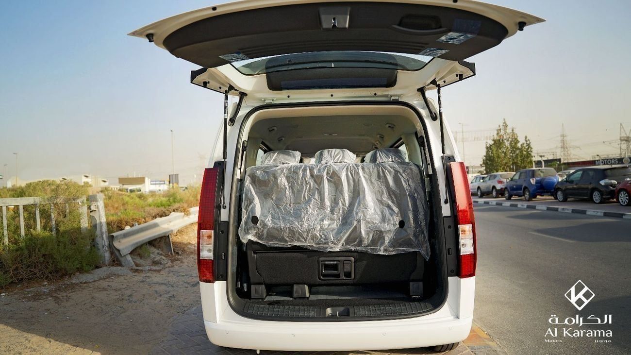 هيونداي ستاريا محرك سعة 3.5 لتر، ناقل حركة أوتوماتيكي، 11 مقعدًا، زر تشغيل، مثبت سرعة، كاميرا بزاوية 360 درجة، تحكم