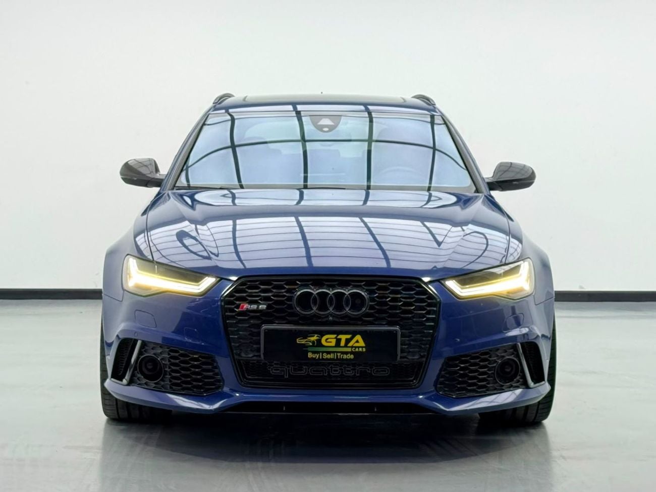 أودي RS6 2018 Audi RS6 Quattro, Service History, Carbon Fiber Package, Fully Loaded, Excellent Condition