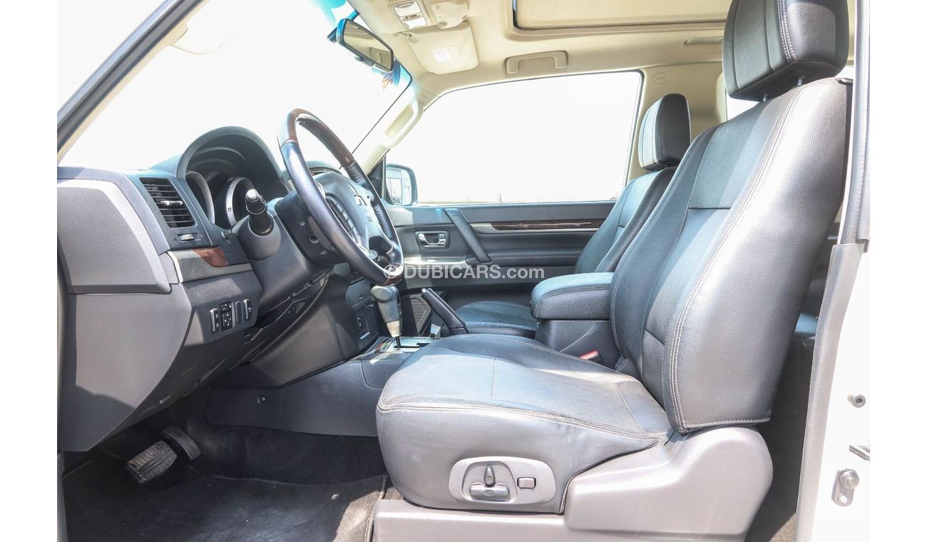 Mitsubishi Pajero GLS 2018 (GCC ) very good condition without accident original paint