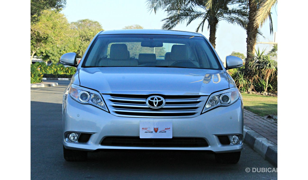 Toyota Avalon excellent condition - 49000km driven only