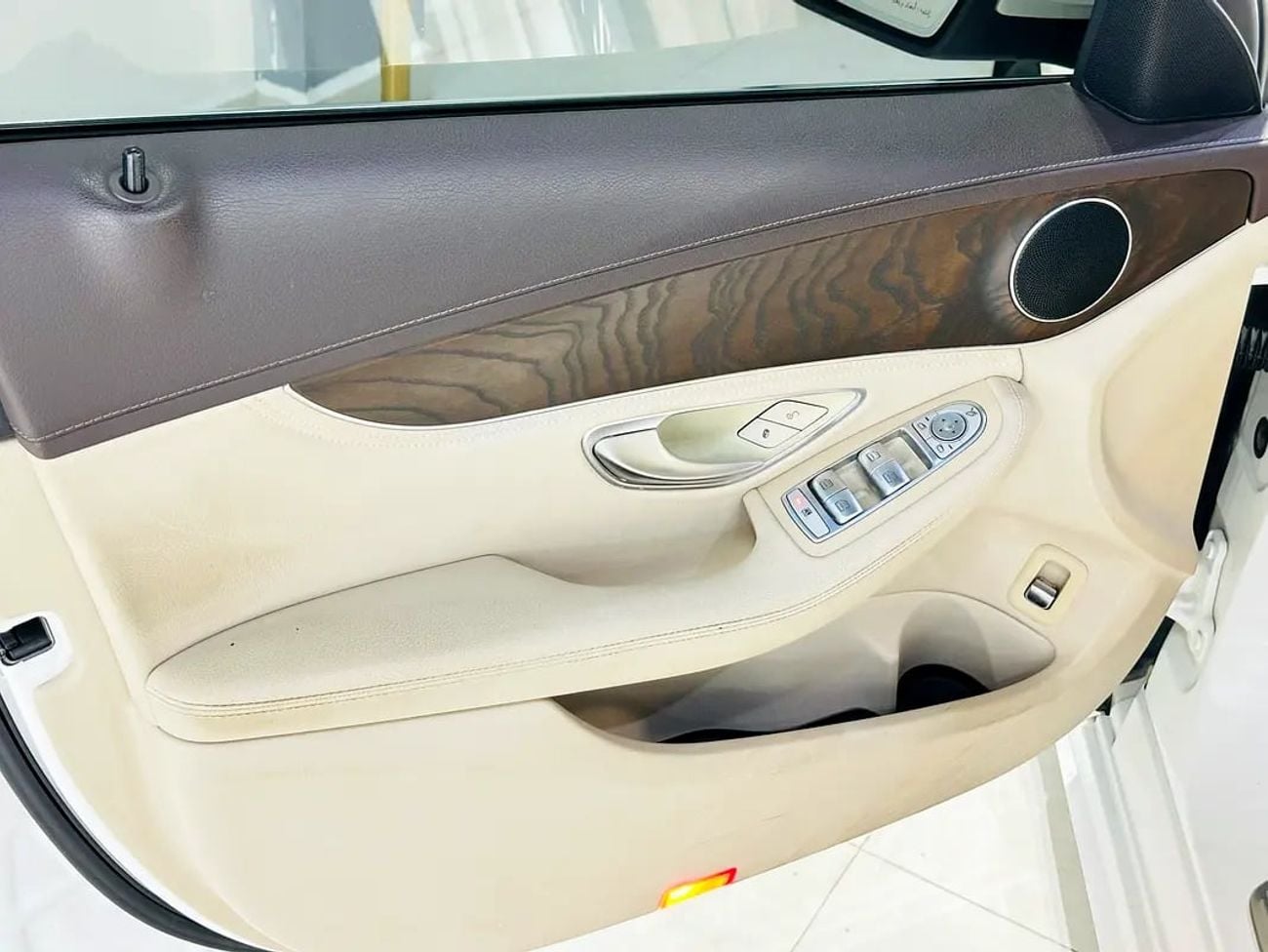 Mercedes Benz C200 AVANTGARDE