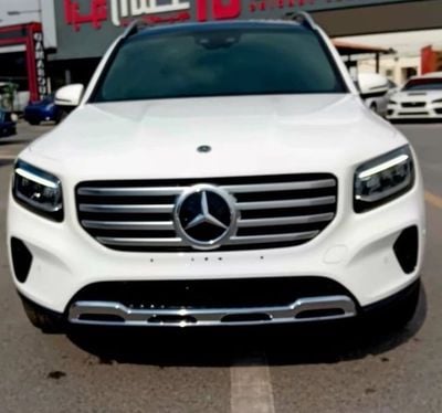 Mercedes-Benz GLB 200 BMW 200d