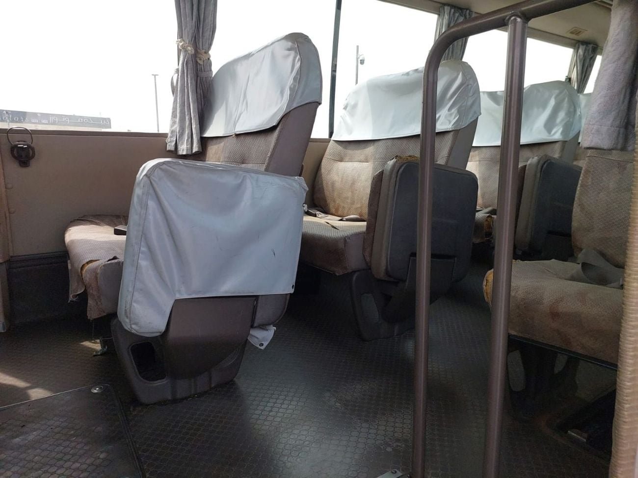ميتسوبيشي روزا (RAMADAN OFFER) MITSUBISHI ROSA BUS RHD 1998 MODEL 5.2 L DIESEL MANUAL(PM00446)