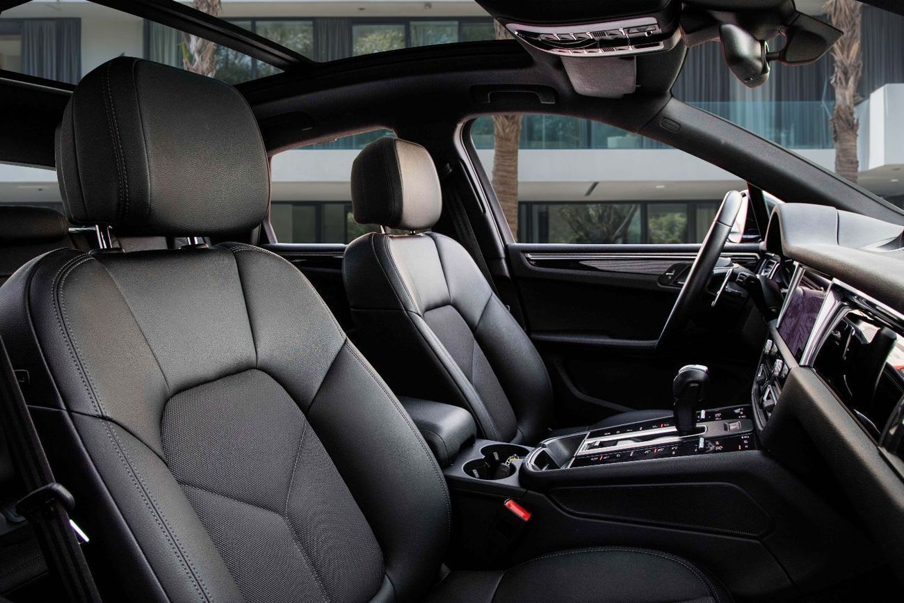 بورش ماكان S | 6,071 P.M  | 0% Downpayment | Upgraded Wheels | Porsche Warranty!