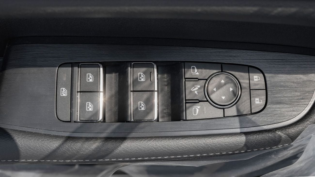 نيسان باترول 2026 Nissan Patrol XE 3.8L AT Petrol (White)