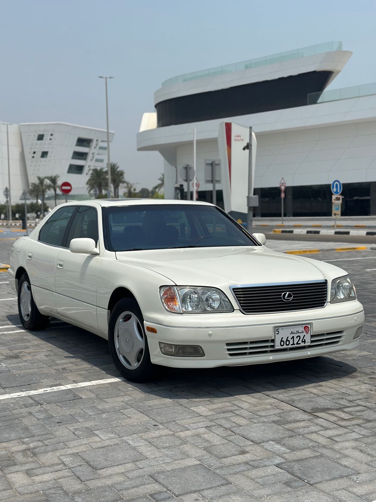 Lexus LS400