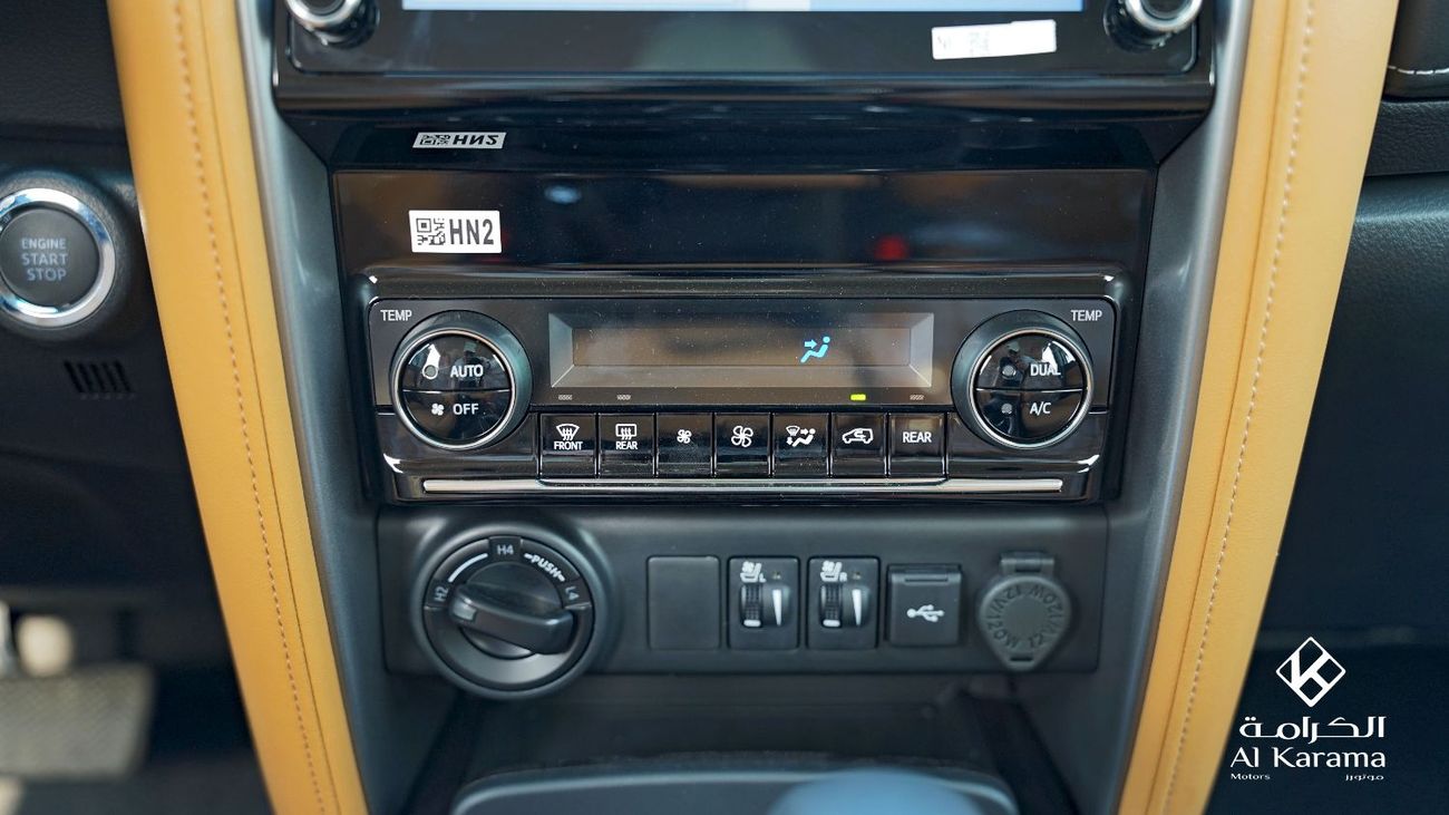 تويوتا فورتونر 4.0L V6 - SR5 - 360 Camera - Diff Lock - Cooling Leather Seats - Cruise Control