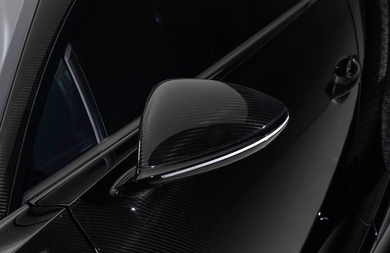 بوغاتي شيرون 8.0L W16 Quad-Turbo Engine